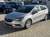 Opel Astra bei Reisemobile.expert - Abbildung (13 / 14)