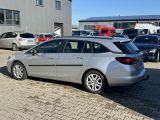 Opel Astra bei Reisemobile.expert - Abbildung (8 / 14)