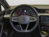 VW Passat bei Reisemobile.expert - Abbildung (9 / 15)