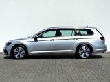VW Passat bei Reisemobile.expert - Abbildung (8 / 15)