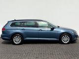 VW Passat bei Reisemobile.expert - Abbildung (3 / 15) VW Passat bei Reisemobile.expert - Abbildung (3 / 15)