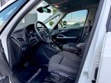 Opel Zafira bei Reisemobile.expert - Abbildung (9 / 15)