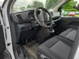 Opel Vivaro bei Reisemobile.expert - Abbildung (8 / 9)