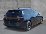 Opel Astra bei Reisemobile.expert - Abbildung (3 / 9)