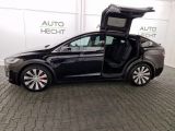 Tesla Model X bei Reisemobile.expert - Abbildung (10 / 15)