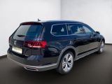 VW Passat bei Reisemobile.expert - Abbildung (5 / 15) VW Passat bei Reisemobile.expert - Abbildung (5 / 15)