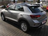 VW T-Roc bei Reisemobile.expert - Abbildung (2 / 12)