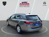 Opel Astra bei Reisemobile.expert - Abbildung (3 / 15)