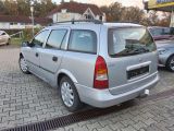 Opel Astra bei Reisemobile.expert - Abbildung (4 / 10)