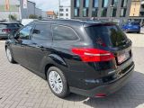 Ford Focus bei Reisemobile.expert - Abbildung (4 / 15) Ford Focus bei Reisemobile.expert - Abbildung (4 / 15)
