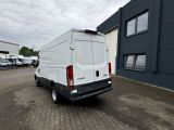 Iveco Daily bei Reisemobile.expert - Abbildung (9 / 15)