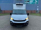 Iveco Daily bei Reisemobile.expert - Abbildung (5 / 15)