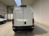 Iveco Daily bei Reisemobile.expert - Abbildung (6 / 15) Iveco Daily bei Reisemobile.expert - Abbildung (6 / 15)