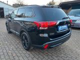Mitsubishi Outlander bei Reisemobile.expert - Abbildung (3 / 15)