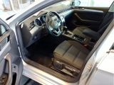 VW Passat bei Reisemobile.expert - Abbildung (3 / 8)