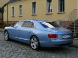 Bentley Flying Spur bei Reisemobile.expert - Abbildung (4 / 15)