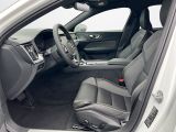 Volvo V60 Cross Country bei Reisemobile.expert - Abbildung (11 / 15)