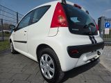 Peugeot 107 bei Reisemobile.expert - Abbildung (3 / 15)