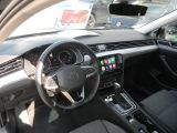 VW Passat bei Reisemobile.expert - Abbildung (11 / 15)