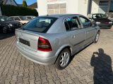 Opel Astra bei Reisemobile.expert - Abbildung (4 / 11)