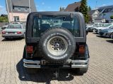 Jeep Wrangler bei Reisemobile.expert - Abbildung (5 / 11)