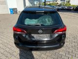 Opel Astra bei Reisemobile.expert - Abbildung (5 / 11)