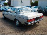Mercedes-Benz 200 bei Reisemobile.expert - Abbildung (4 / 10)