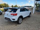 VW T-Roc bei Reisemobile.expert - Abbildung (4 / 15) VW T-Roc bei Reisemobile.expert - Abbildung (4 / 15)