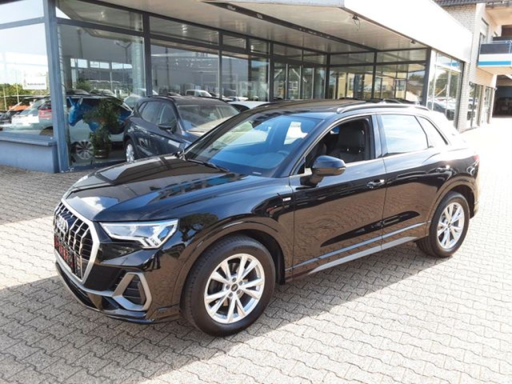 Audi Q3 bei Reisemobile.expert - Hauptabbildung Audi Q3 bei Reisemobile.expert - Hauptabbildung