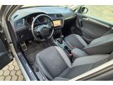 VW Tiguan bei Reisemobile.expert - Abbildung (13 / 15) VW Tiguan bei Reisemobile.expert - Abbildung (13 / 15)