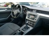 VW Passat bei Reisemobile.expert - Abbildung (14 / 15) VW Passat bei Reisemobile.expert - Abbildung (14 / 15)