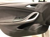 Opel Astra bei Reisemobile.expert - Abbildung (10 / 15)