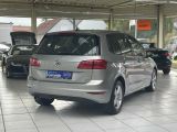 VW Golf Sportsvan bei Reisemobile.expert - Abbildung (2 / 15)