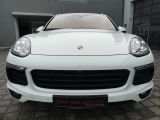 Porsche Cayenne bei Reisemobile.expert - Abbildung (3 / 10)