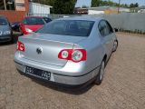 VW Passat bei Reisemobile.expert - Abbildung (9 / 15)