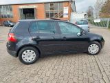 VW Golf bei Reisemobile.expert - Abbildung (10 / 12)