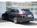 Skoda Superb bei Reisemobile.expert - Abbildung (4 / 15)