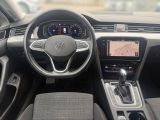 VW Passat bei Reisemobile.expert - Abbildung (10 / 15) VW Passat bei Reisemobile.expert - Abbildung (10 / 15)