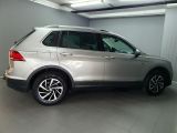 VW Tiguan bei Reisemobile.expert - Abbildung (4 / 15)
