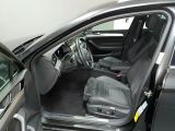 VW Passat bei Reisemobile.expert - Abbildung (9 / 15)