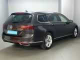 VW Passat bei Reisemobile.expert - Abbildung (4 / 15)