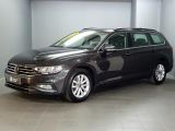VW Passat bei Reisemobile.expert - Abbildung (2 / 15)