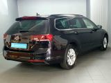 VW Passat bei Reisemobile.expert - Abbildung (4 / 15)