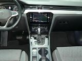 VW Passat bei Reisemobile.expert - Abbildung (14 / 15) VW Passat bei Reisemobile.expert - Abbildung (14 / 15)