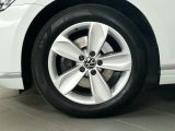VW Passat bei Reisemobile.expert - Abbildung (6 / 15)