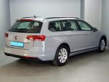 VW Passat bei Reisemobile.expert - Abbildung (4 / 15)