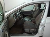 VW Passat bei Reisemobile.expert - Abbildung (9 / 15)