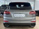 Porsche Cayenne bei Reisemobile.expert - Abbildung (6 / 15)