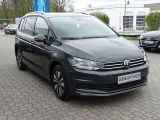 VW Touran bei Reisemobile.expert - Abbildung (3 / 15)