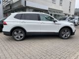 VW Tiguan Allspace bei Reisemobile.expert - Abbildung (14 / 15)